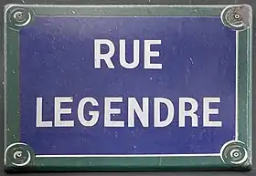 Voir la plaque.