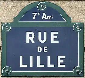 Voir la plaque.
