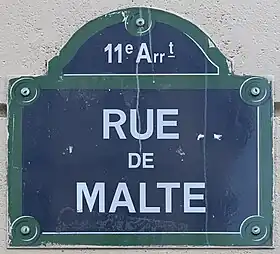 Voir la plaque.