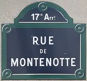 Voir la plaque.