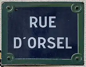 Voir la plaque.