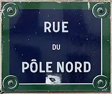 Voir la plaque.