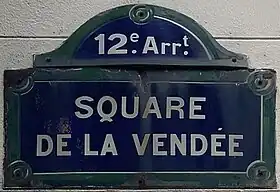 Voir la plaque.