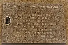Plaque en mémoire du curé Dabdoub