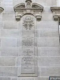 Inscription gravée au no&nbsp;28.