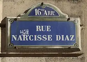Voir la plaque.