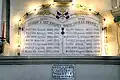 Plaques commémoratives dans l'église.