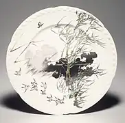 Assiette ornée par Félix Bracquemond (1875).