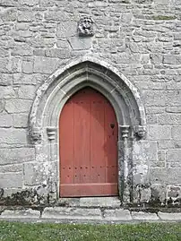 La porte méridionale en arc brisé (XVe&nbsp;siècle).