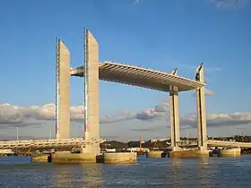 Pont Jacques-Chaban-Delmas à Bordeaux.