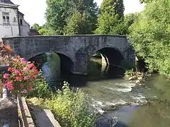 Le pont de l'Eau d'Heure (1er moitié du XVIIIe&nbsp;siècle).