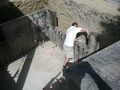 Pose de la 1re&nbsp;face de banche.