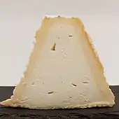 L'intérieur du pouligny (150&nbsp;g) en 2015.