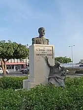 Mémorial au médecin António Lereno