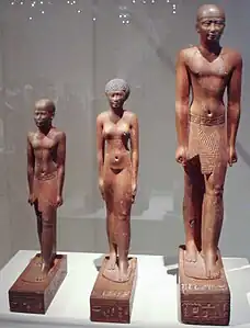 Statues de la famille des Psammétique.Bois. 664-525 AECÄgyptisches Museum