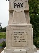 Le monument aux morts.