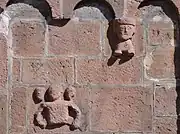 Reliefs romans (XIIe&nbsp;siècle).