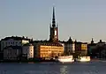 L'église de Riddarholmen vue depuis l'hôtel de ville de Stockholm.