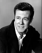 Robert Culp (Dr Wallace Breen).