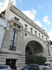 Ancien hôtel du prince Roland Bonaparte : accès au no&nbsp;10.