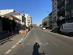 La rue en avril 2022.