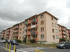 Immeubles d'habitation, avenue du 8 mai.