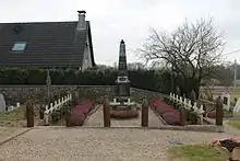 Sépultures des derniers Français morts lors de la Première Guerre mondiale.