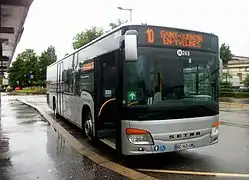 Le S 415 NF no&nbsp;H263 sur la ligne 10 à la gare routière de Plaisir - Grignon.