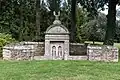 Fontaine des reliques : vue d'ensemble.
