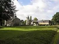 Le château de la Haye-Saint-Hilaire.