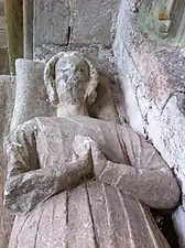 Gisant d'un homme du siècle de Saint Louis.