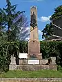 Le monument aux morts au carrefour D19 et D139 (avr.&nbsp;2013)