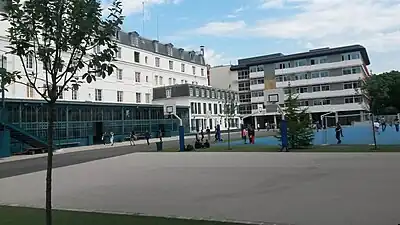 Vue prise depuis l'avenue du Roule, en 2015.