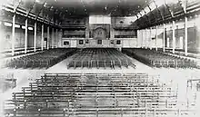 Intérieur de la salle de projection du Salón Olympia de Bogota en 1914, d'une capacité d'environ 5&nbsp;000&nbsp;places.