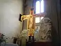 Le crucifix de l'autel principal