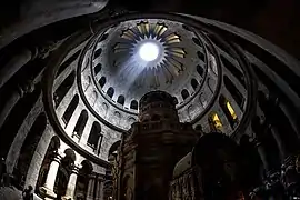 Saint-Sépulcre (tombeau du Christ) de l'église du Saint-Sépulcre de Jérusalem (IVe&nbsp;siècle).