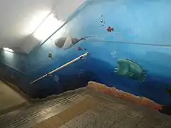 Passage souterrain dans la gare.