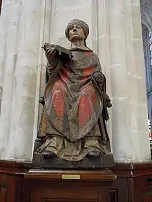 Saint Germain l'Auxerrois, sculpture en bois polychrome datée du XVe&nbsp;siècle.