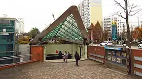 Accès n°1 à la station, en 2018.