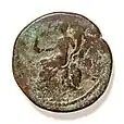 Deuxième sesterce en bronze provenant d'un trésor monétaire découvert aux arènes de Lutèce (1871).