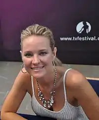 Sharon Case, interprète de Sharon Newman en 2013.
