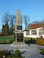 Le monument aux morts.
