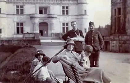 voir la légende ci-après