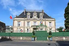 Dreux2-4, rue des Capucins(ancien hôtel de Thourette).