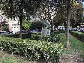 Image illustrative de l’article Square Léon Jacquet