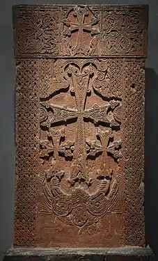 Khatchkar, fin XIIe – XIIIe&nbsp;siècle, Arinj, offert en 1976 par la RSS d'Arménie au Musée du Louvre,.