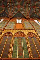 Peinture murale et la voûte étoilée conçues par Jan Matejko.