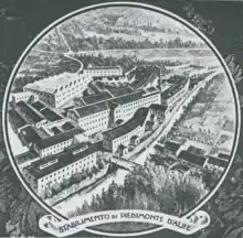 Gravure représentant un grand complexe industriel avec de nombreux bâtiments dans un milieu rural