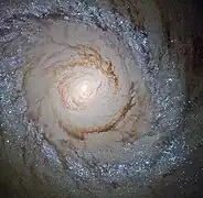 M94 par le télescope spatial Hubble.