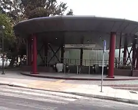 Une entrée de la station.